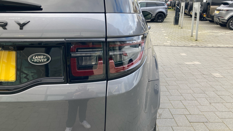 Land Rover Discovery Sport 2.0 D200 R-Dynamic SE 5dr Auto Diesel Station Wagon